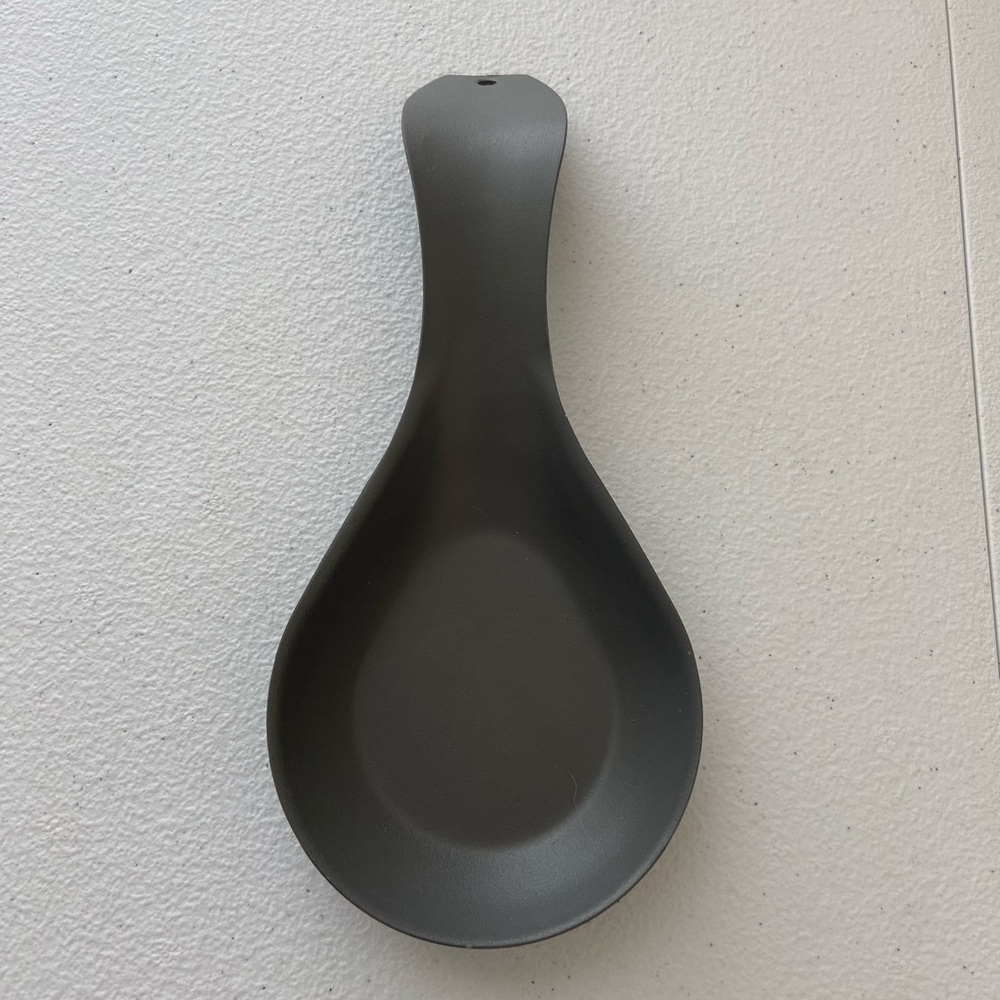 OGGI Corporation heavy duty metal dark gray‎ coated kitchen cooking spoon rest